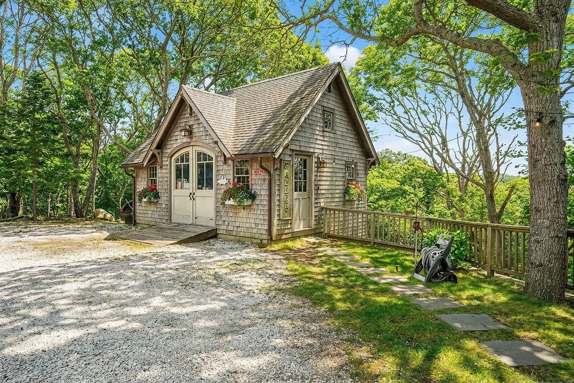 Single Family Residence at 4 Noman's Watch Road, Aquinnah MA 02535, photo 27 of 37