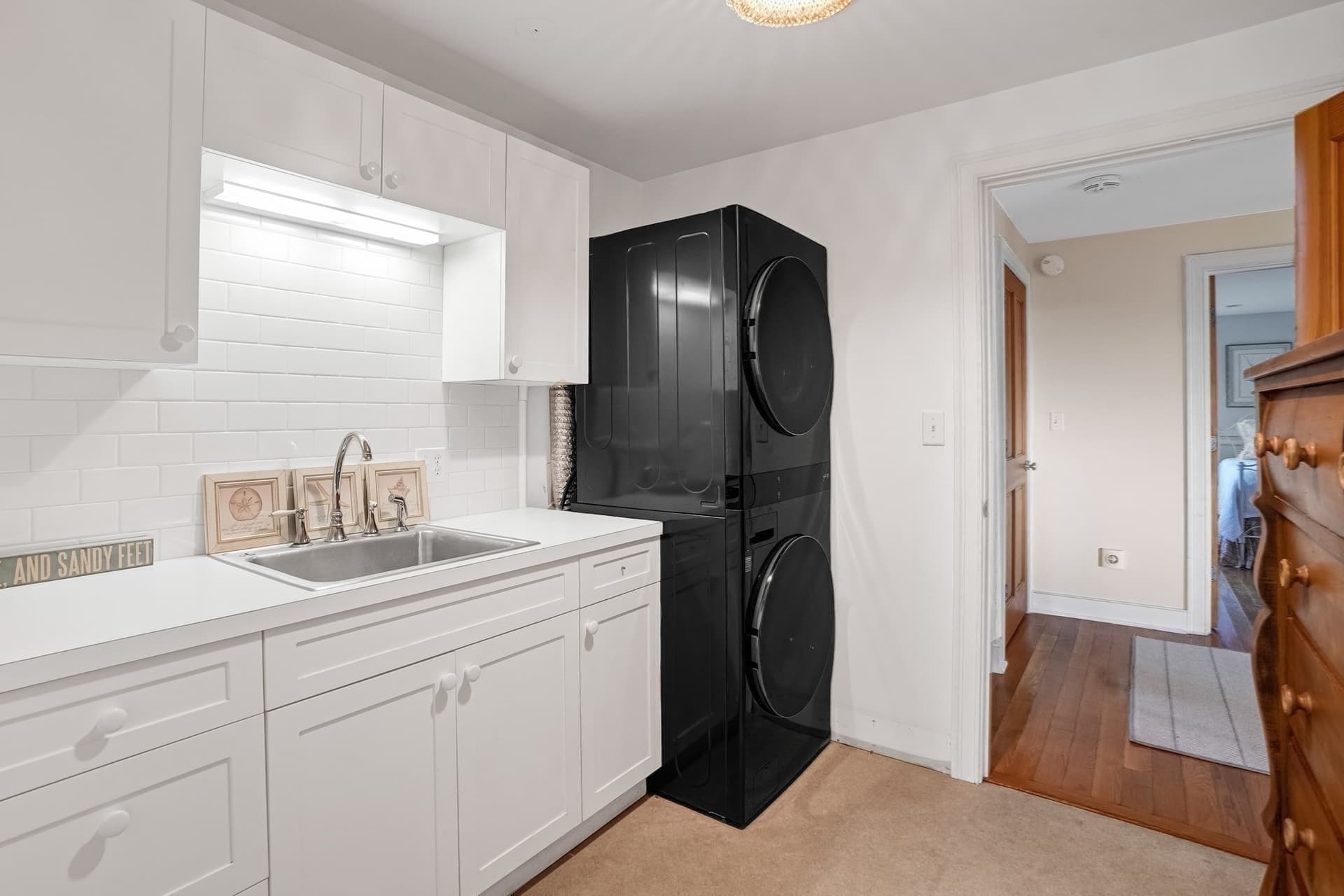 Single Family Residence at 4 Noman's Watch Road, Aquinnah MA 02535, photo 26 of 37