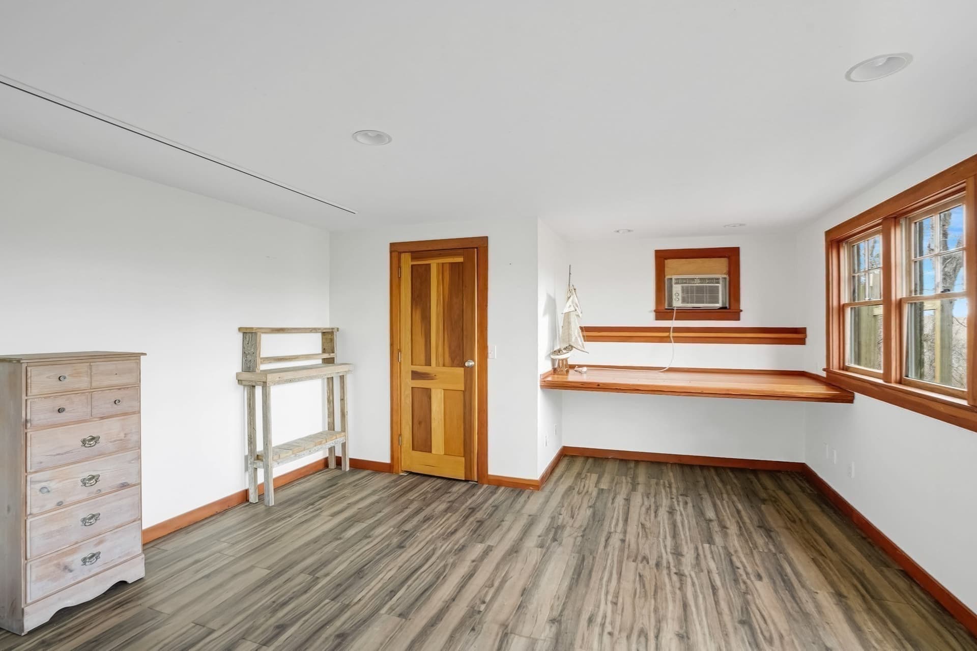 Single Family Residence at 4 Noman's Watch Road, Aquinnah MA 02535, photo 30 of 37