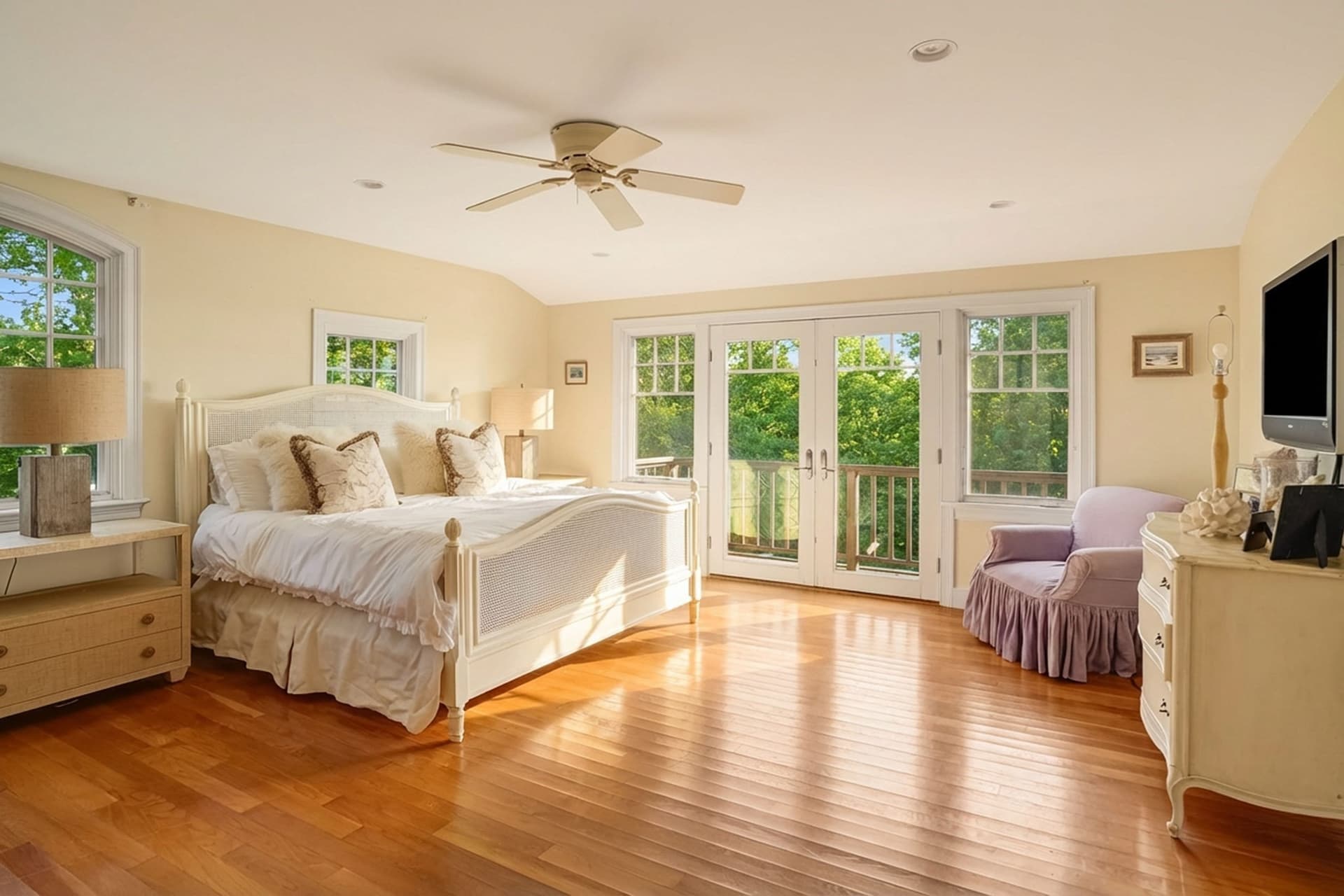 Single Family Residence at 4 Noman's Watch Road, Aquinnah MA 02535, photo 15 of 37