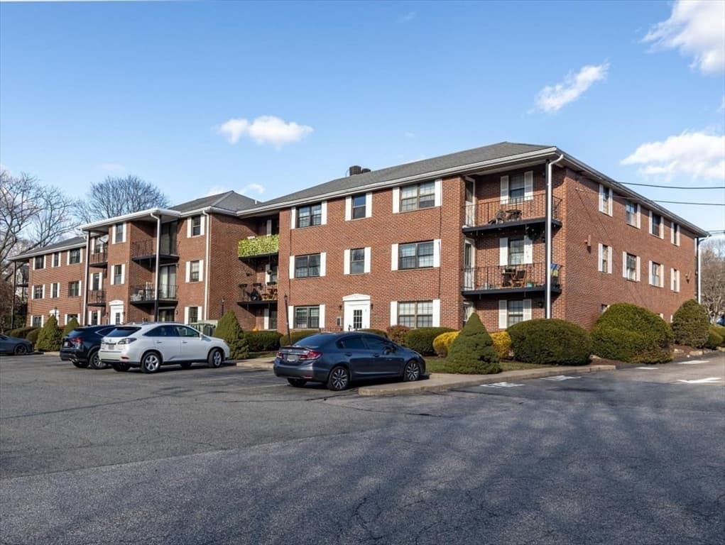 Condominium at 360 Neponset Street # 702, Canton MA 02021, Canton, photo 19 of 21