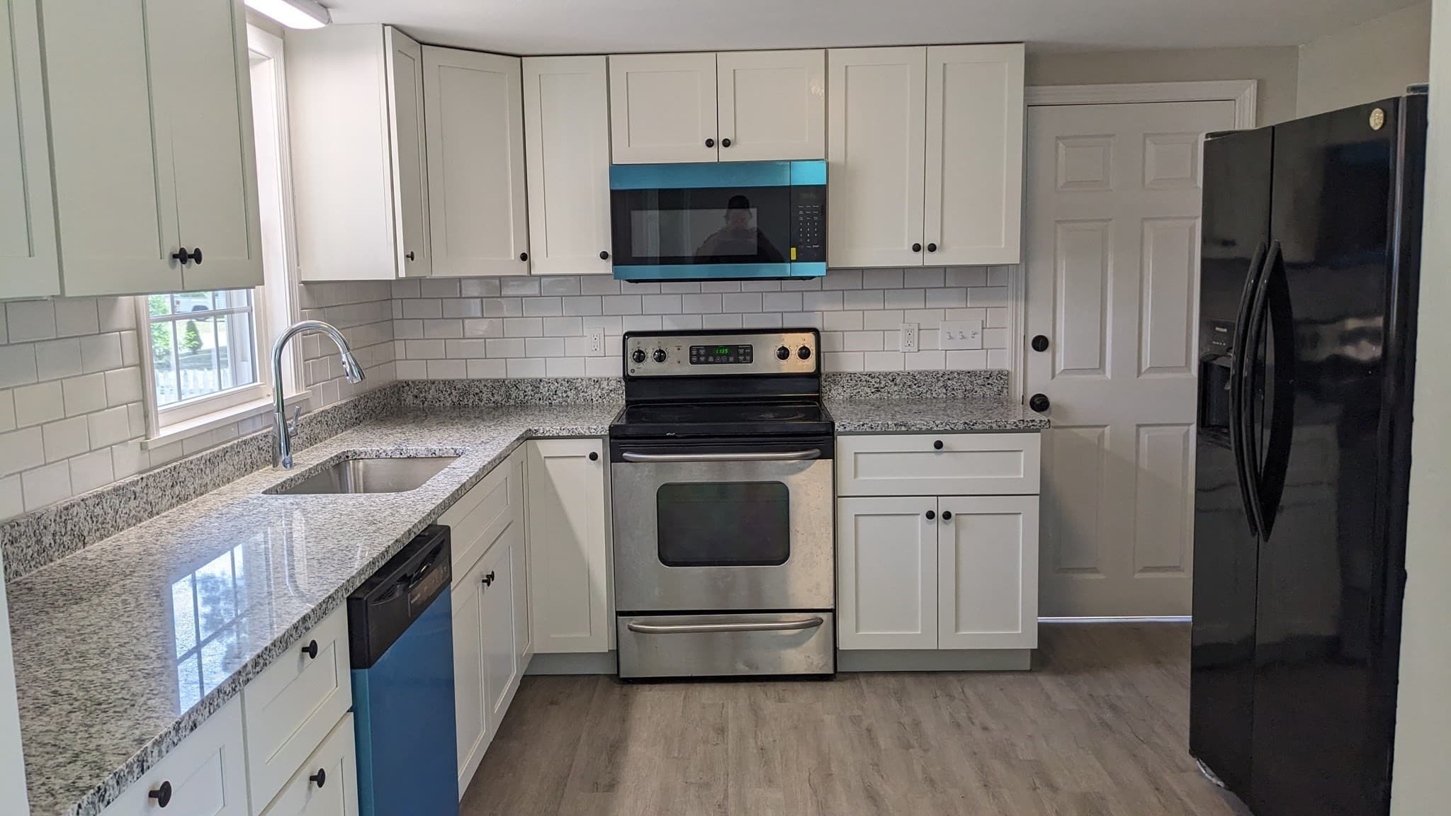 Single Family Residence at 11 Bob-O-Link Lane, Yarmouth MA 02673, photo 7 of 27