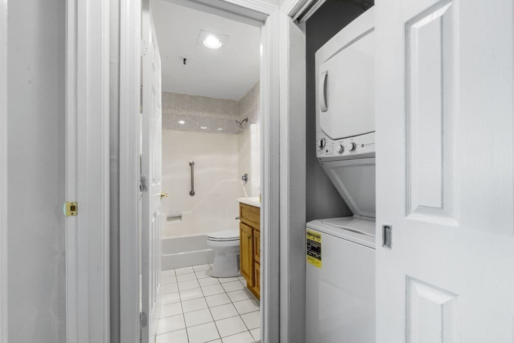 3920 Mystic Valley Pkwy # 303, Medford MA 02155 photo 13