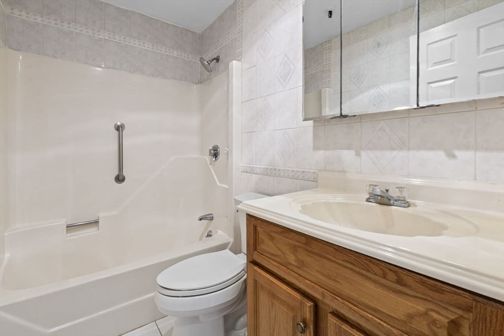 3920 Mystic Valley Pkwy # 303, Medford MA 02155 photo 14