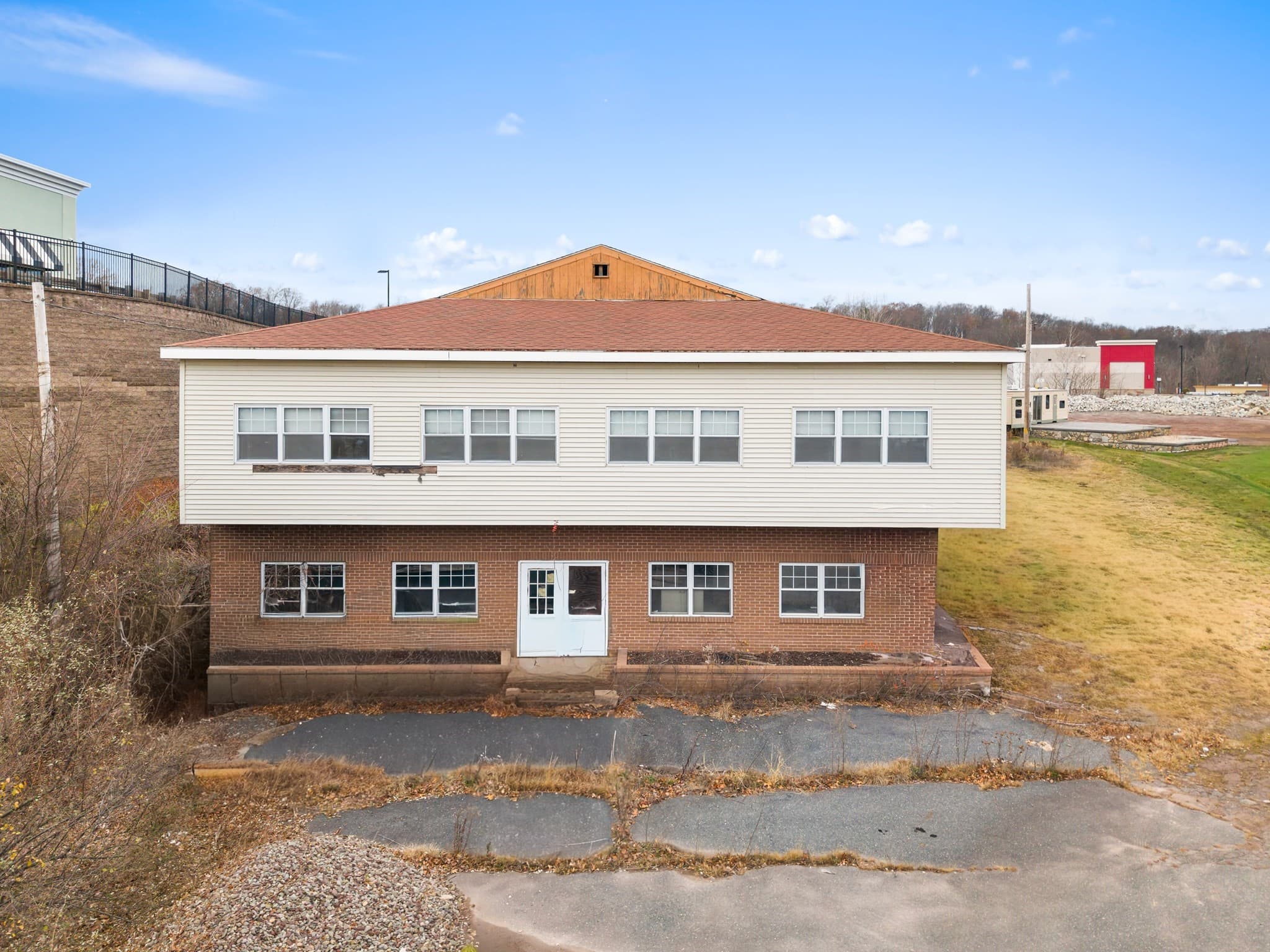 Commercial Sale at 360 Sw Cutoff, Northborough MA 01532, photo 2 of 34