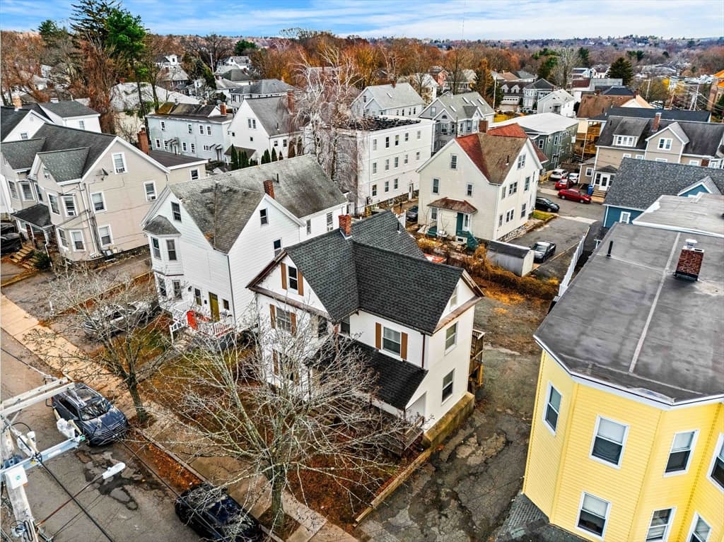 11 Derby Street, Waltham MA 02453 photo 2