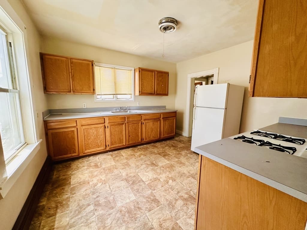 11 Derby Street, Waltham MA 02453 photo 12