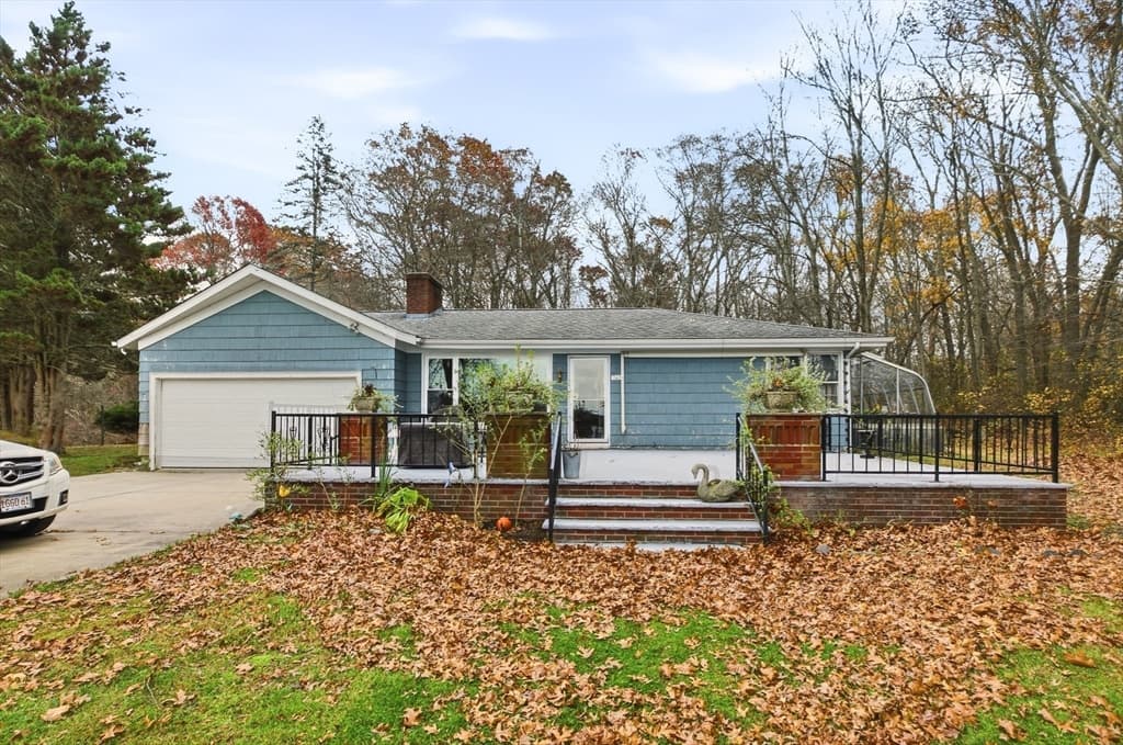 Single Family Residence at 507R Stafford, Tiverton RI 02878, photo 6 of 38