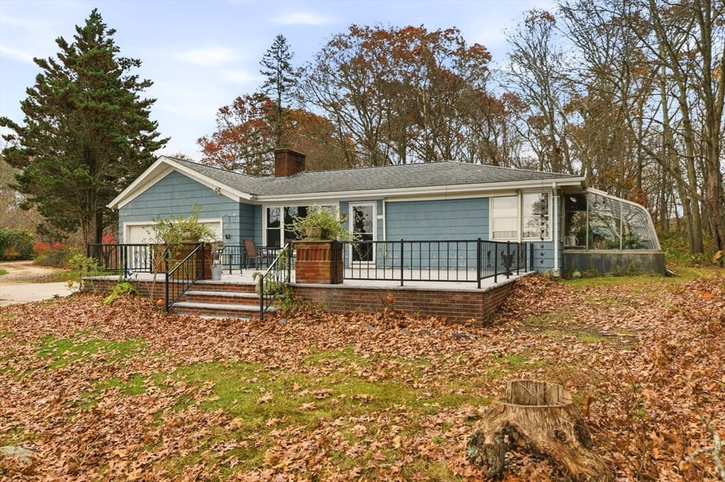 Single Family Residence at 507R Stafford, Tiverton RI 02878, photo 5 of 38