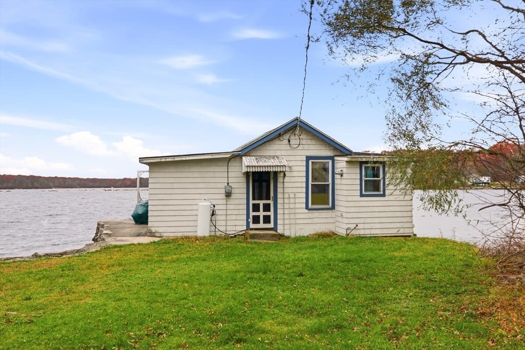 Single Family Residence at 507R Stafford, Tiverton RI 02878, photo 20 of 38