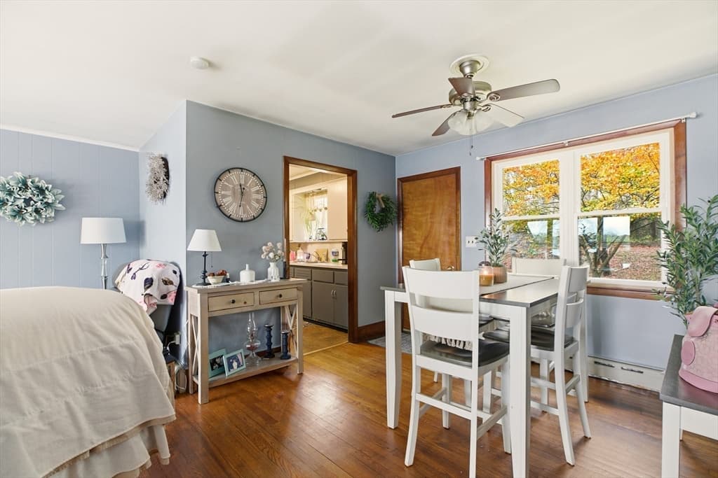 Single Family Residence at 507R Stafford, Tiverton RI 02878, photo 9 of 38