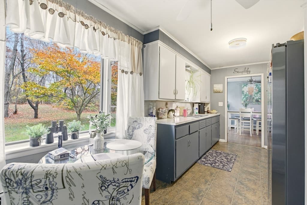 Single Family Residence at 507R Stafford, Tiverton RI 02878, photo 10 of 38