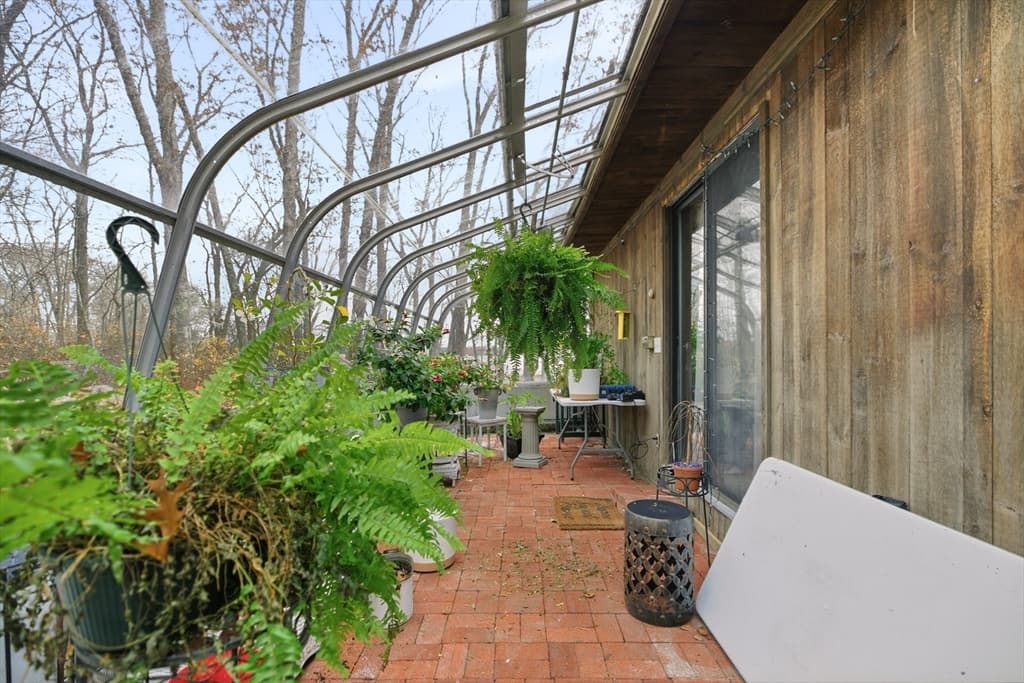 Single Family Residence at 507R Stafford, Tiverton RI 02878, photo 18 of 38