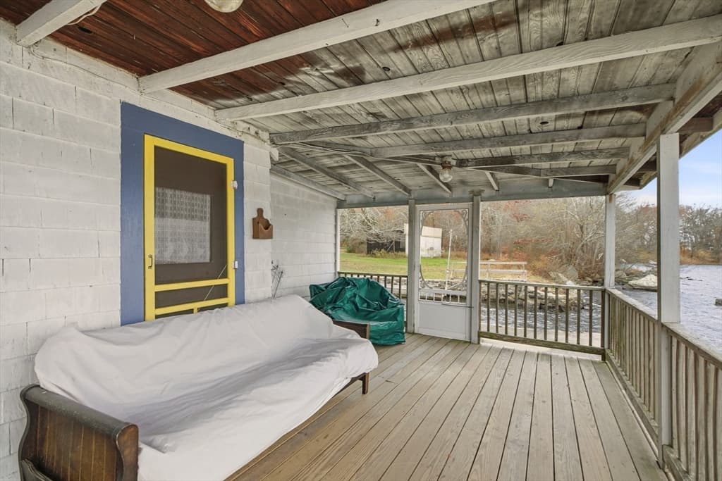 Single Family Residence at 507R Stafford, Tiverton RI 02878, photo 21 of 38