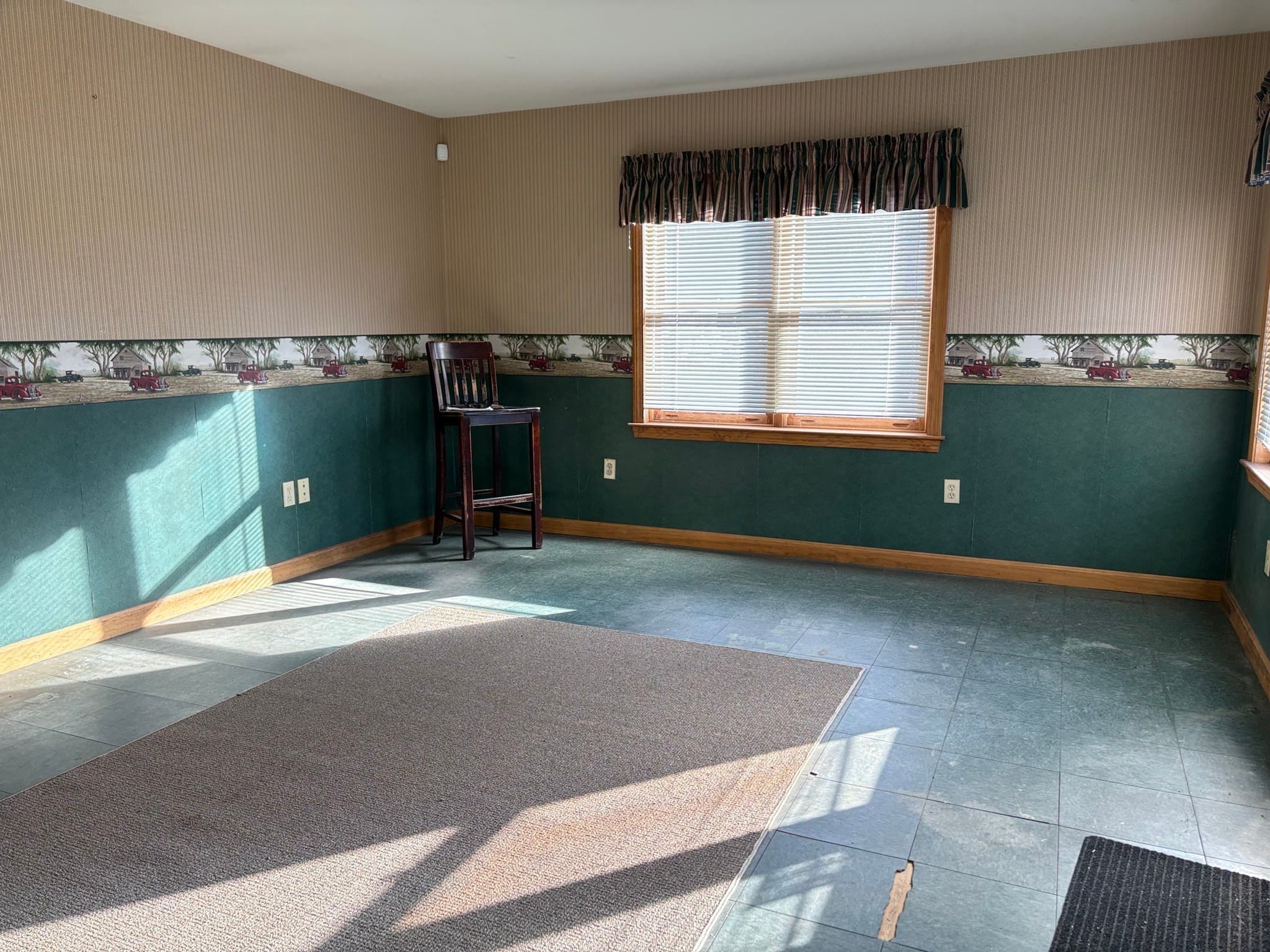 Commercial Sale at 201 Daniel Shays Hwy, Athol MA 01331, photo 11 of 30