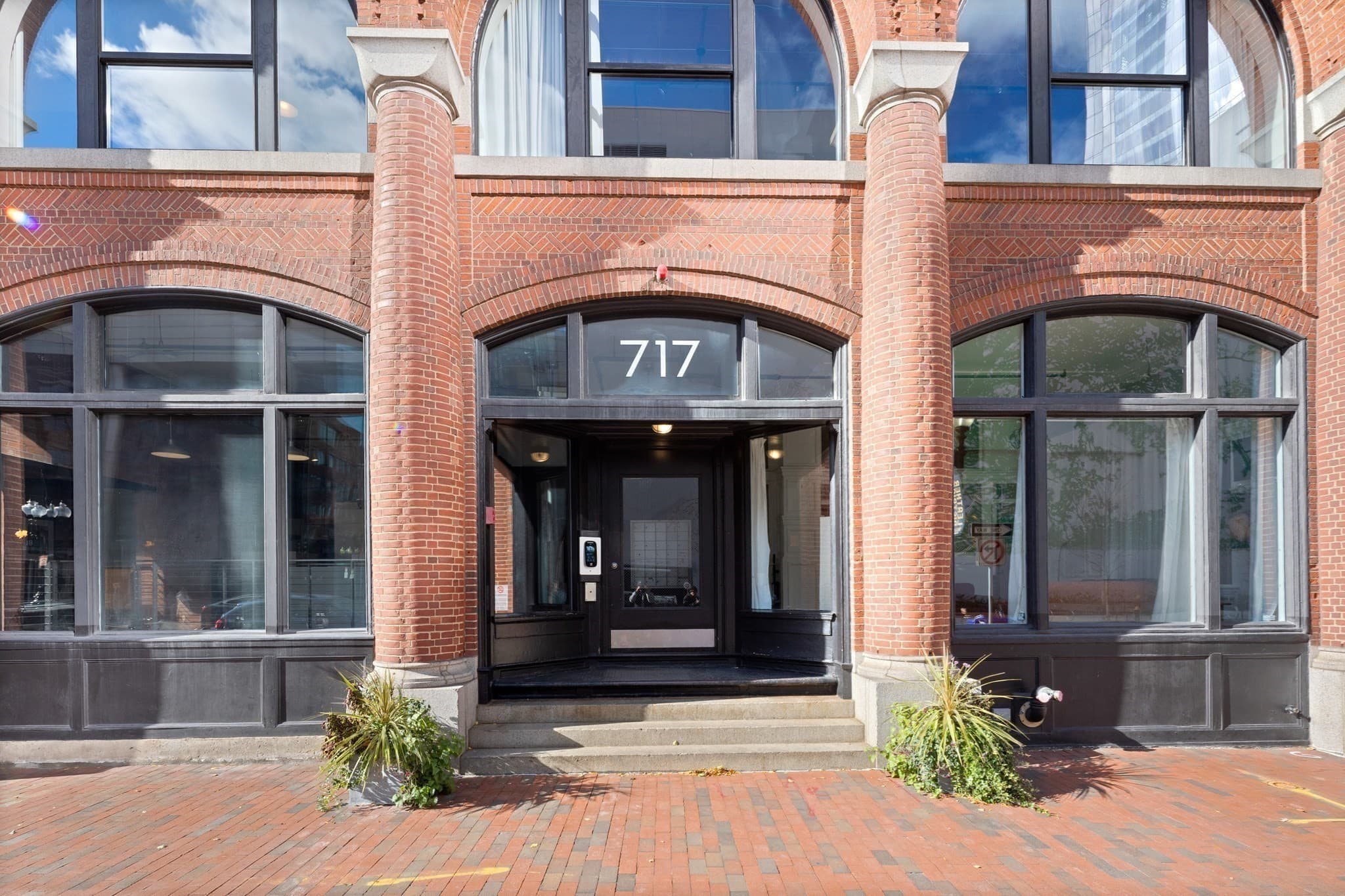 Commercial Sale at 717 Atlantic Ave. # B, Boston MA 02111, photo 3 of 20