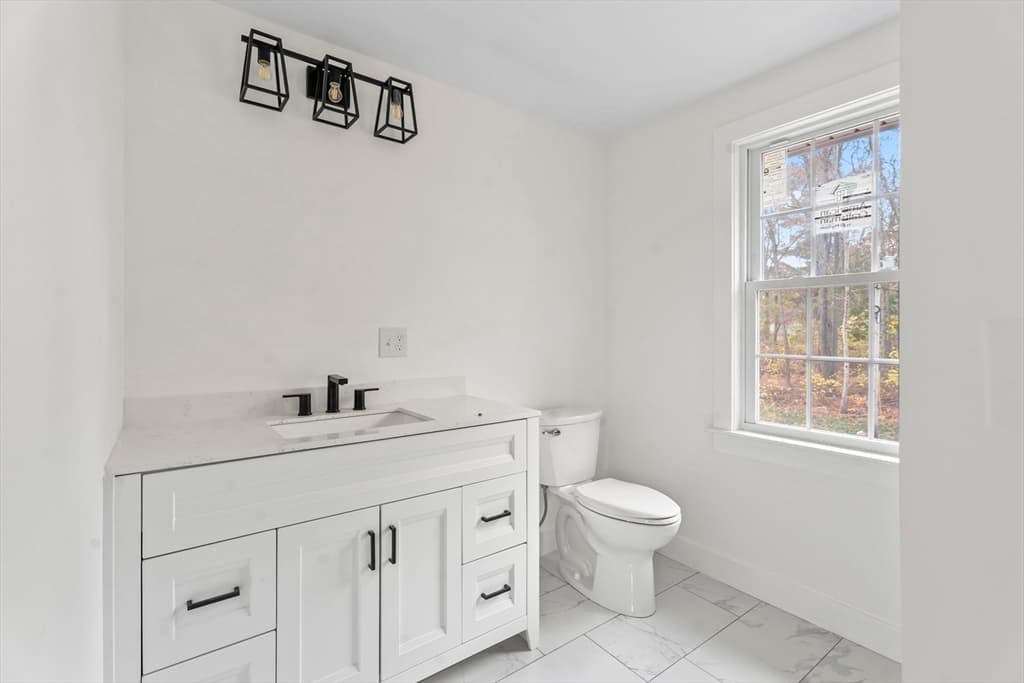 Single Family Residence at 32 Laurel Ln, Raynham MA 02767, photo 18 of 30