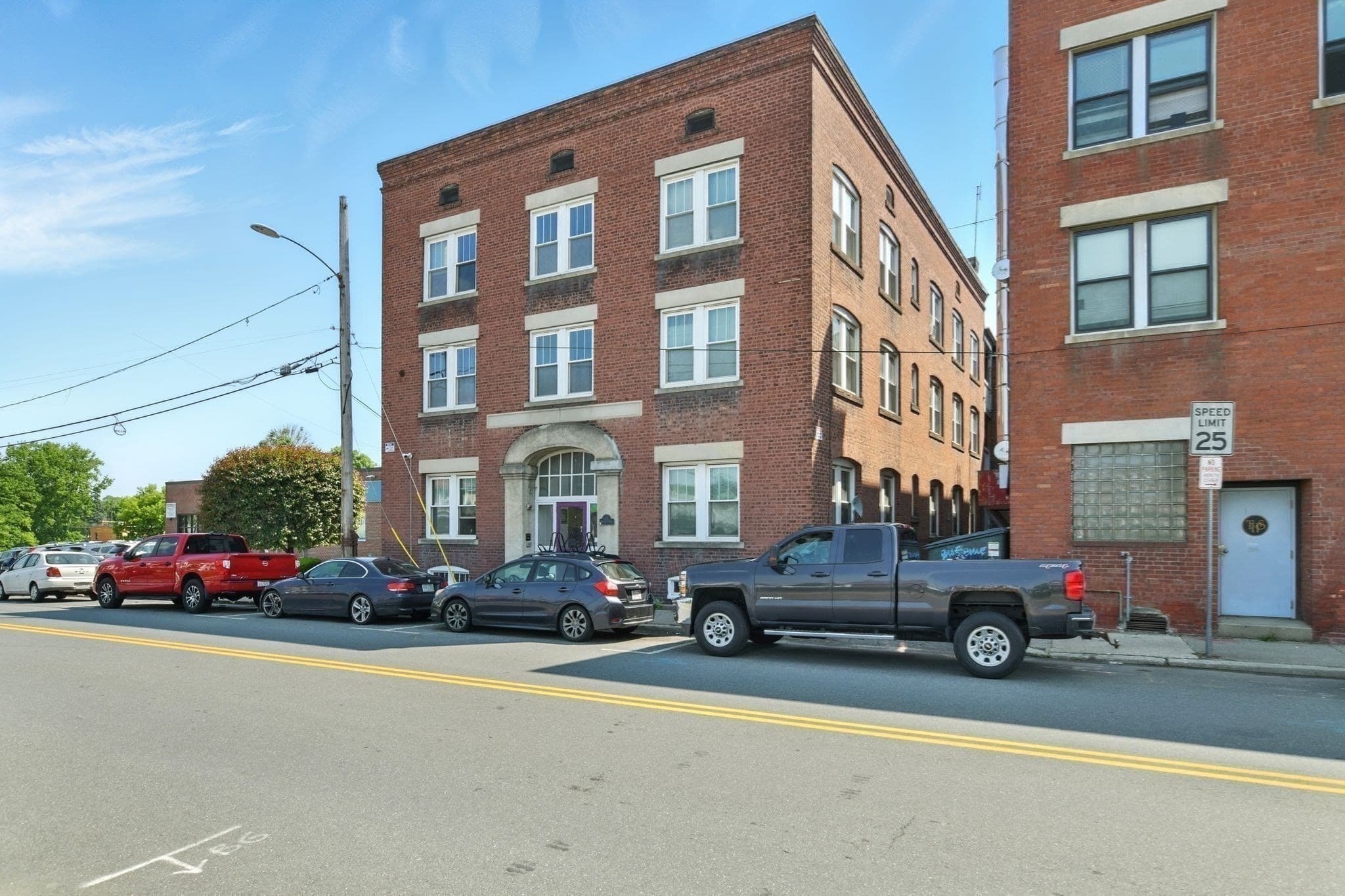 5-9 Family at 11 Conway St, Greenfield MA 01301, photo 2 of 25