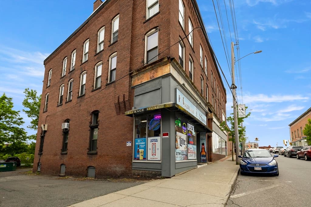 12-14 E Main St, Orange MA 01364 photo 6