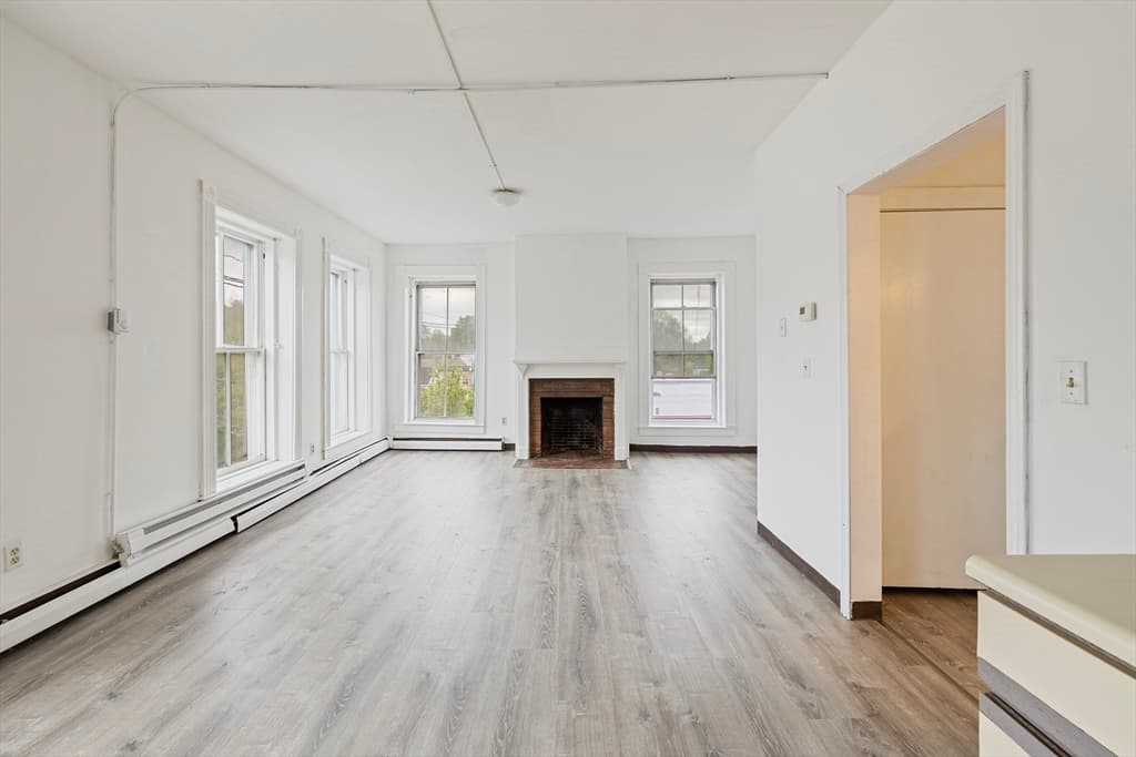12-14 E Main St, Orange MA 01364 photo 4