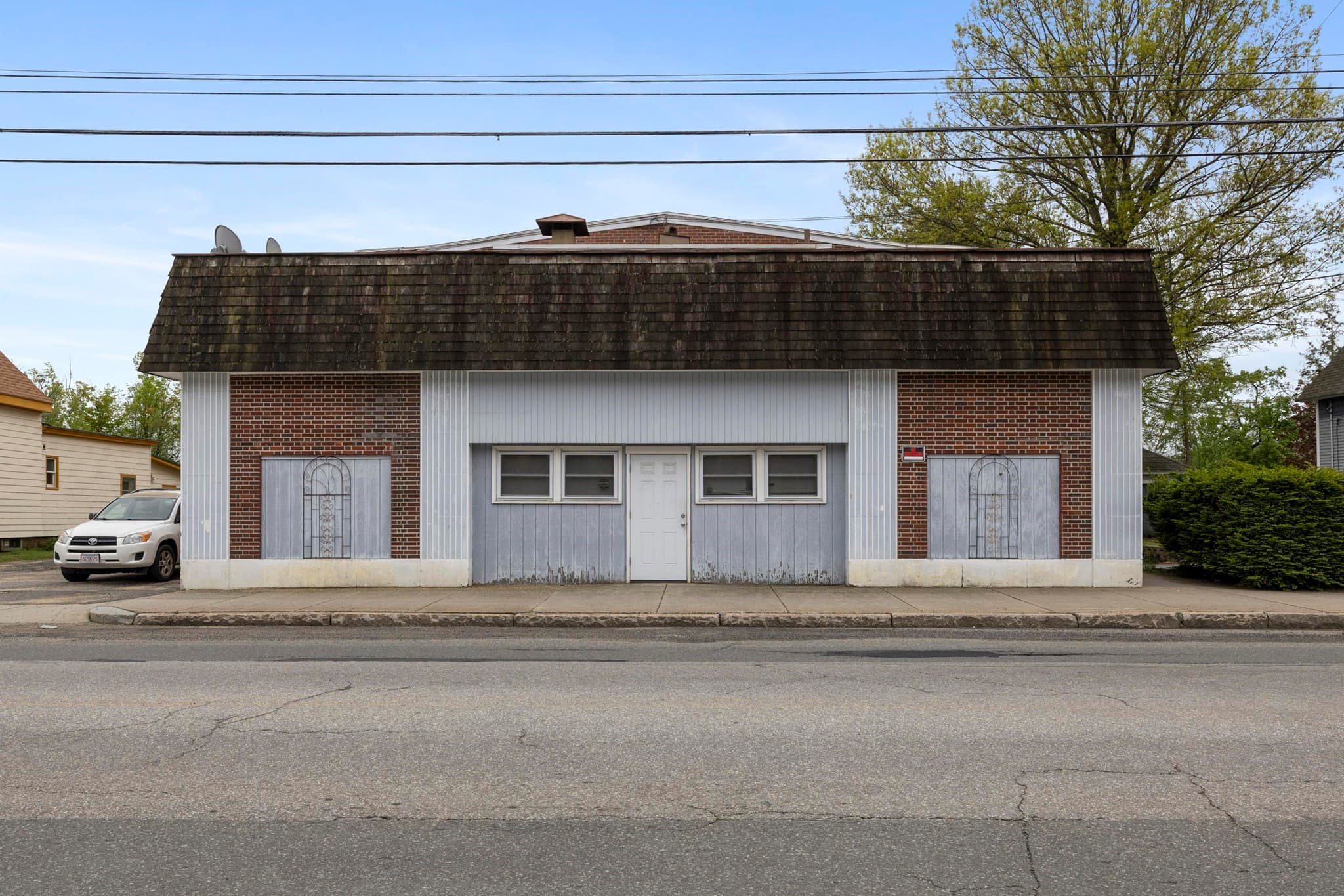 5+ Family - 5+ Units Up/Down at 50 E Main St, Orange MA 01364, photo 2 of 23