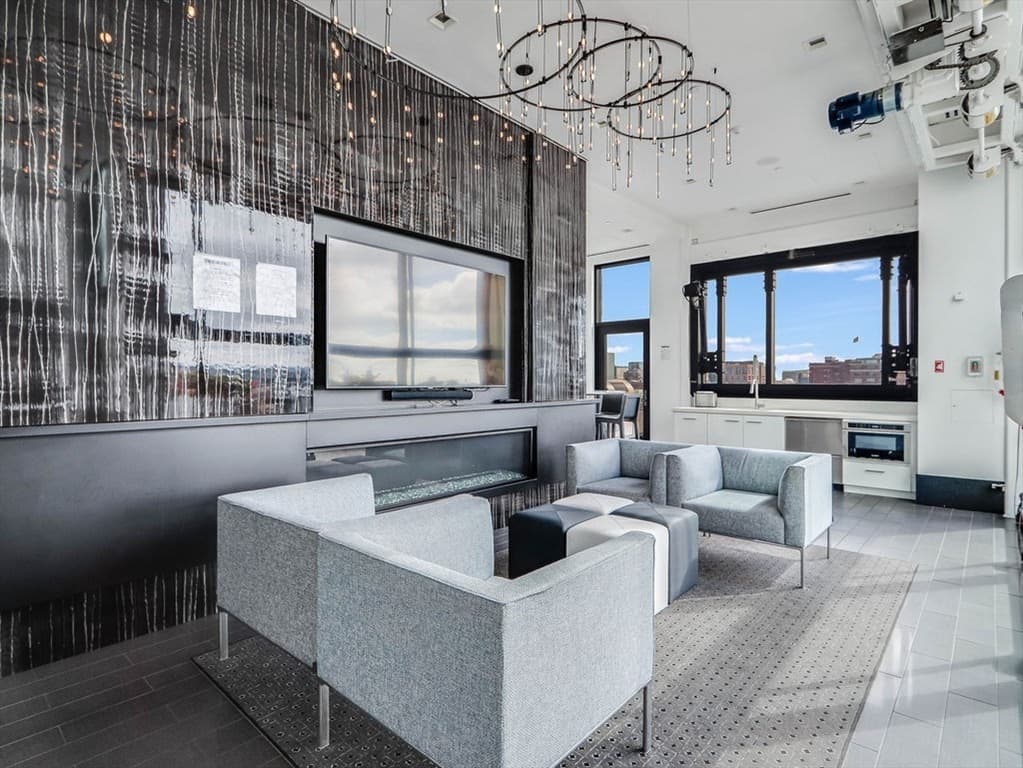 Condominium at 40 Traveler St # 303, Boston MA 02118, photo 36 of 42