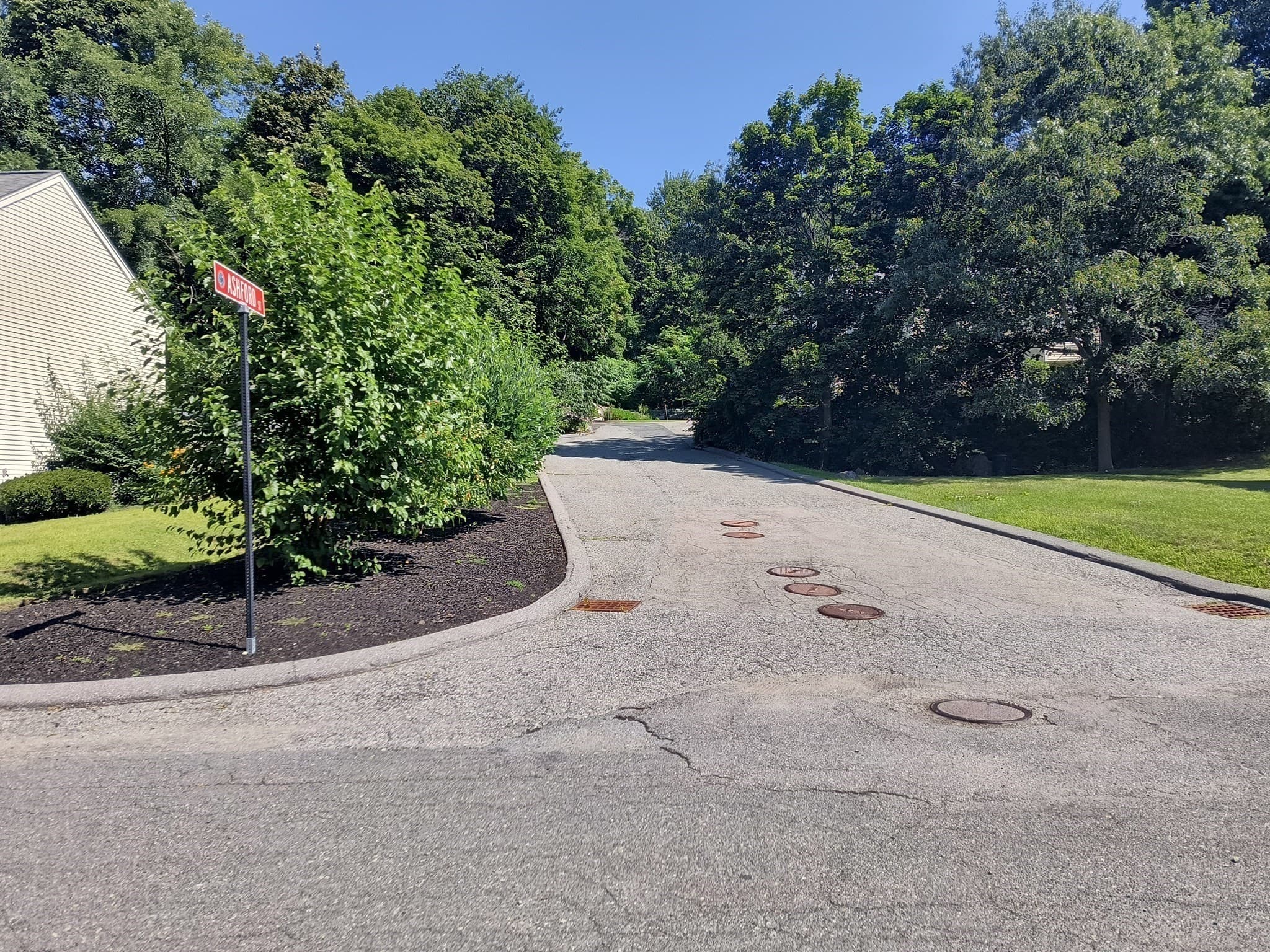 Residential at 2 Ashford Street, Saugus MA 01906, photo 2 of 15