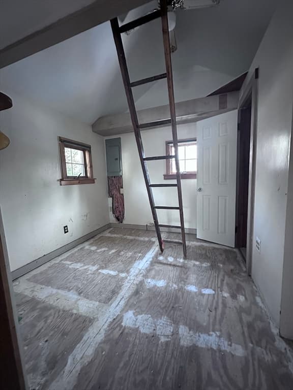 404 Sylvester Rd, Northampton MA 01062 photo 4