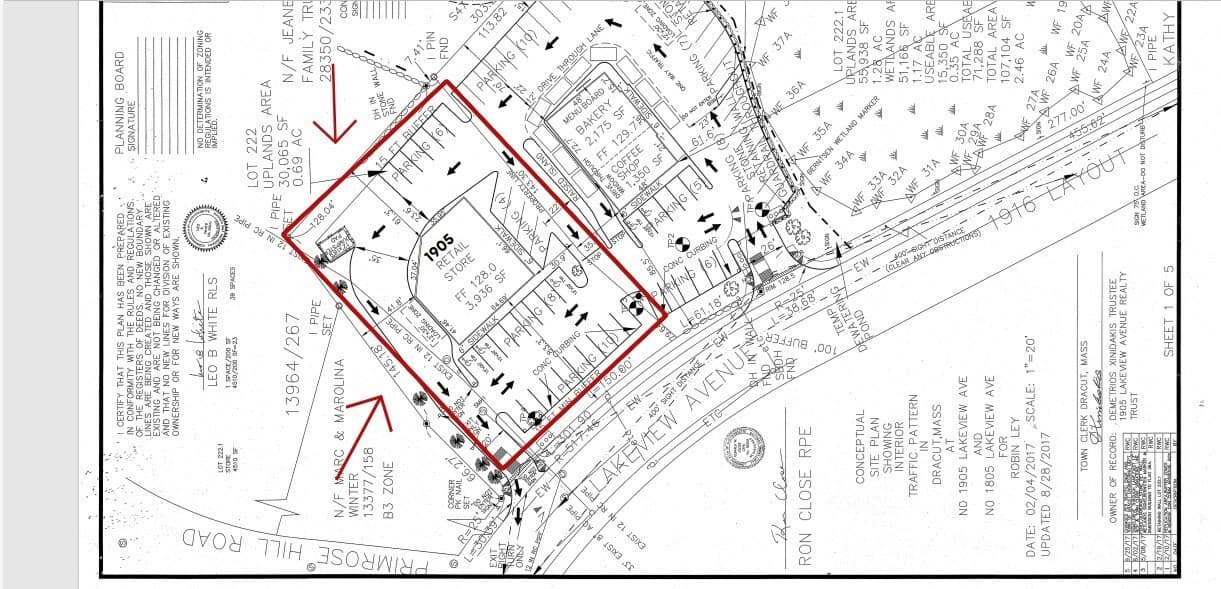 1905 Lakeview Ave, Dracut MA 01826