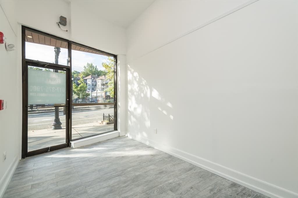 1620 Beacon Street, Brookline MA 02446 photo 7