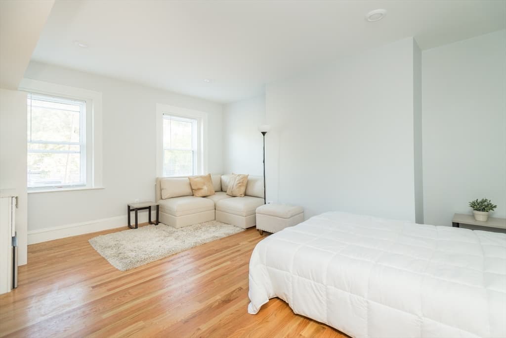 1620 Beacon Street, Brookline MA 02446 photo 25