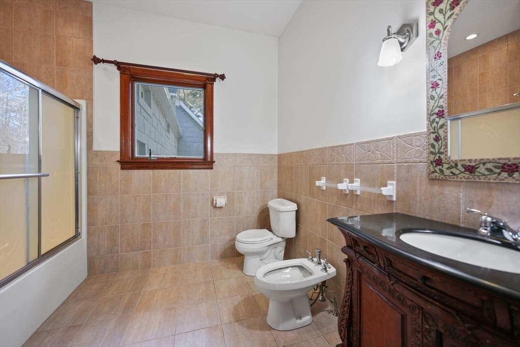 219 Chase Rd., Dartmouth MA 02747 photo 27