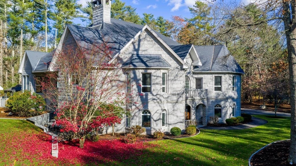 219 Chase Rd., Dartmouth MA 02747 photo 2
