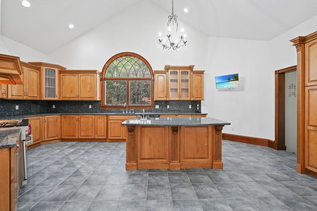 219 Chase Rd., Dartmouth MA 02747 photo 9