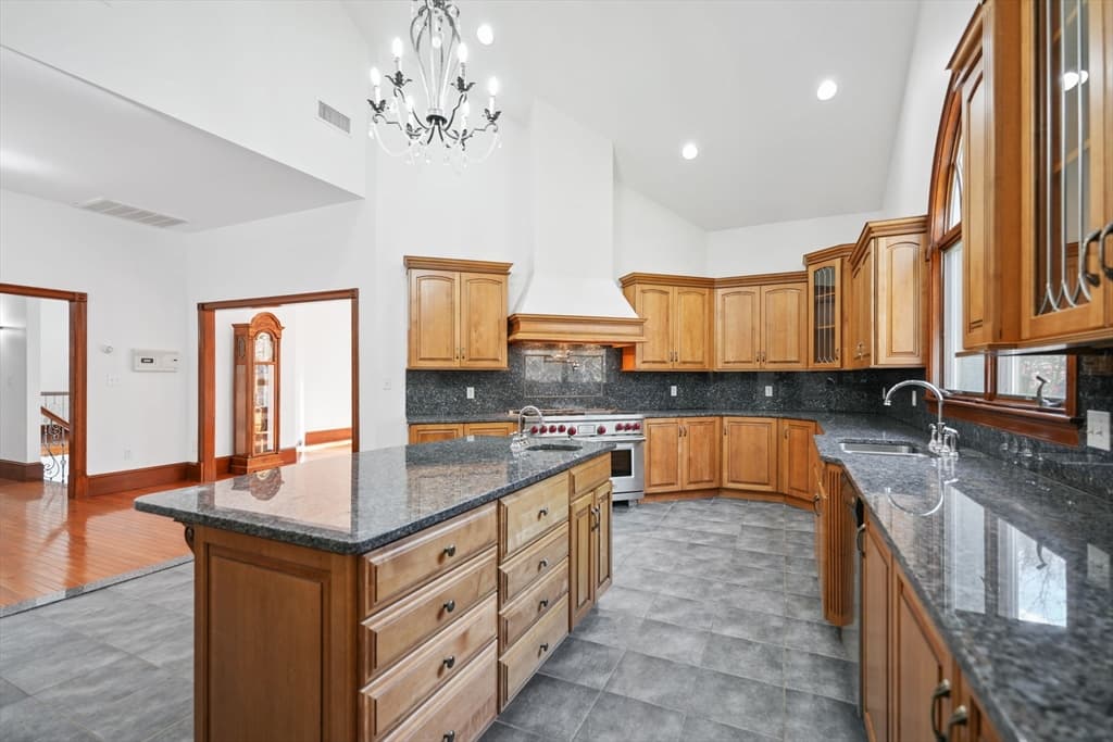 219 Chase Rd., Dartmouth MA 02747 photo 10
