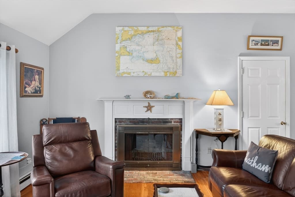Single Family Residence at 33 Duck Marsh Ln, Chatham MA 02633, Chatham, photo 10 of 36