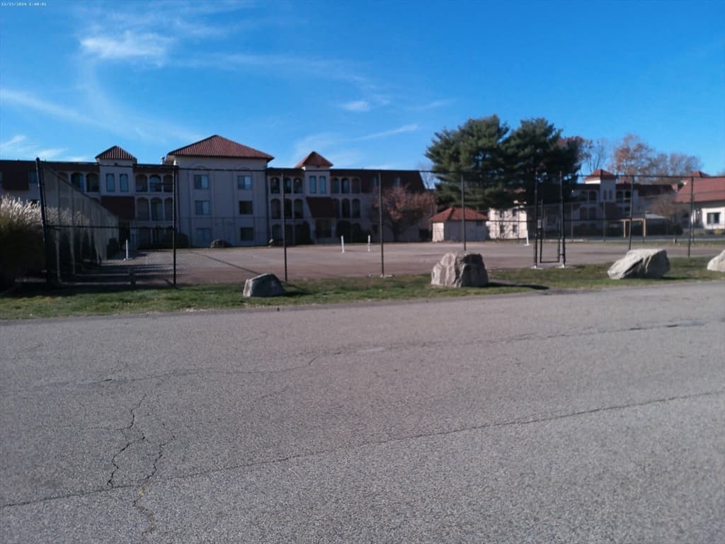 Condominium at 685 Oak Street # 1, Brockton MA 02301, Brockton, photo 9 of 31