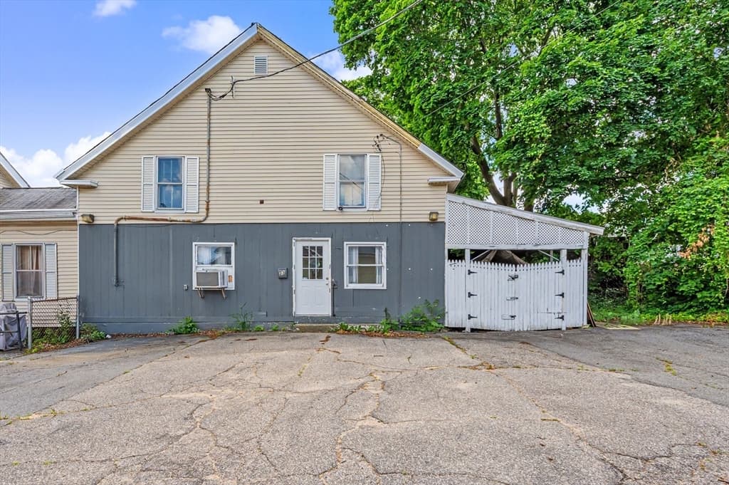 3 Family at 525 Chelmsford St, Lowell MA 01851, photo 39 of 41