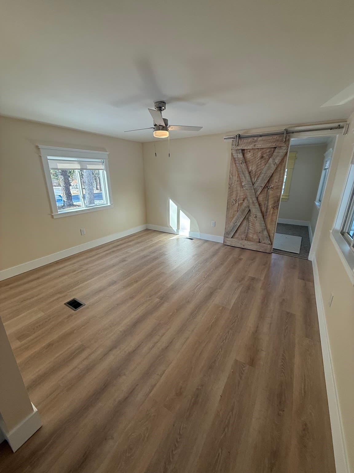 Mobile Home at 6 Center Street, Brimfield MA 01010, photo 3 of 15