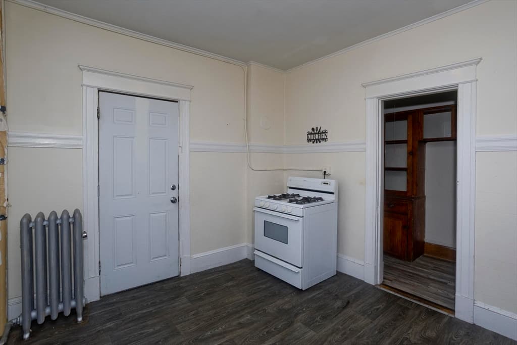 5-9 Family at 228 Belmont Ave, Springfield MA 01108, Springfield, photo 19 of 41