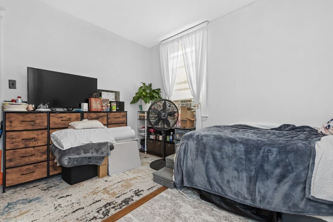 5-9 Family at 48 Tremont Street, Malden MA 02148, Malden, photo 18 of 42