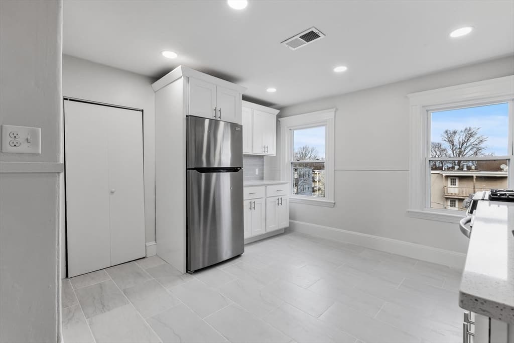 Condominium at 16 Clarkwood St # 3, Boston MA 02126, photo 6 of 24