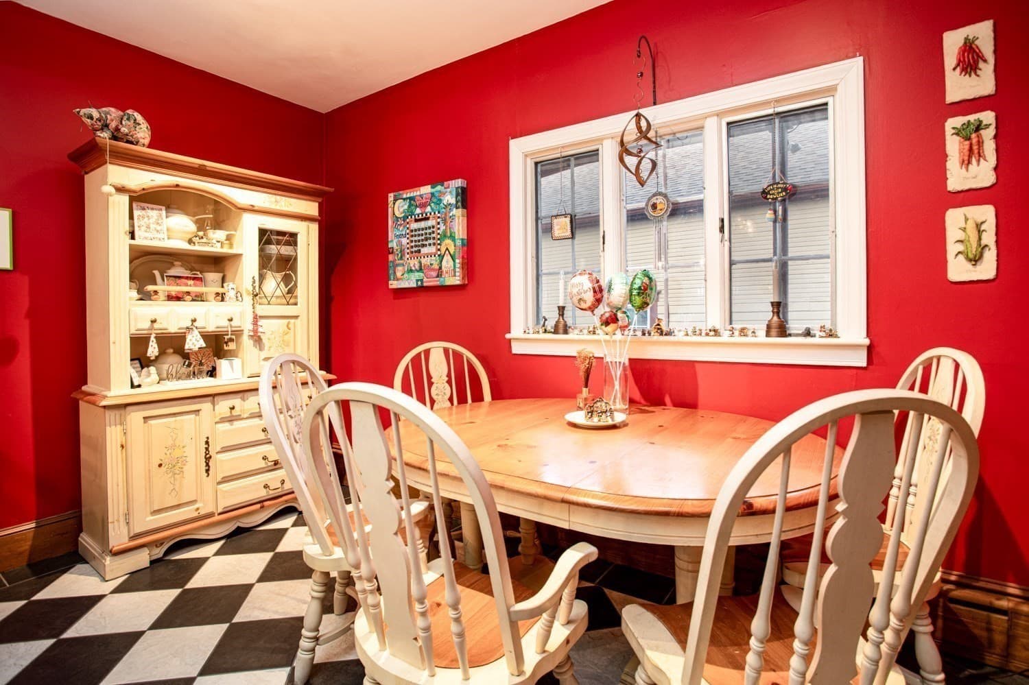Single Family Residence at 1231 Robeson St, Fall River MA 02720, photo 11 of 42