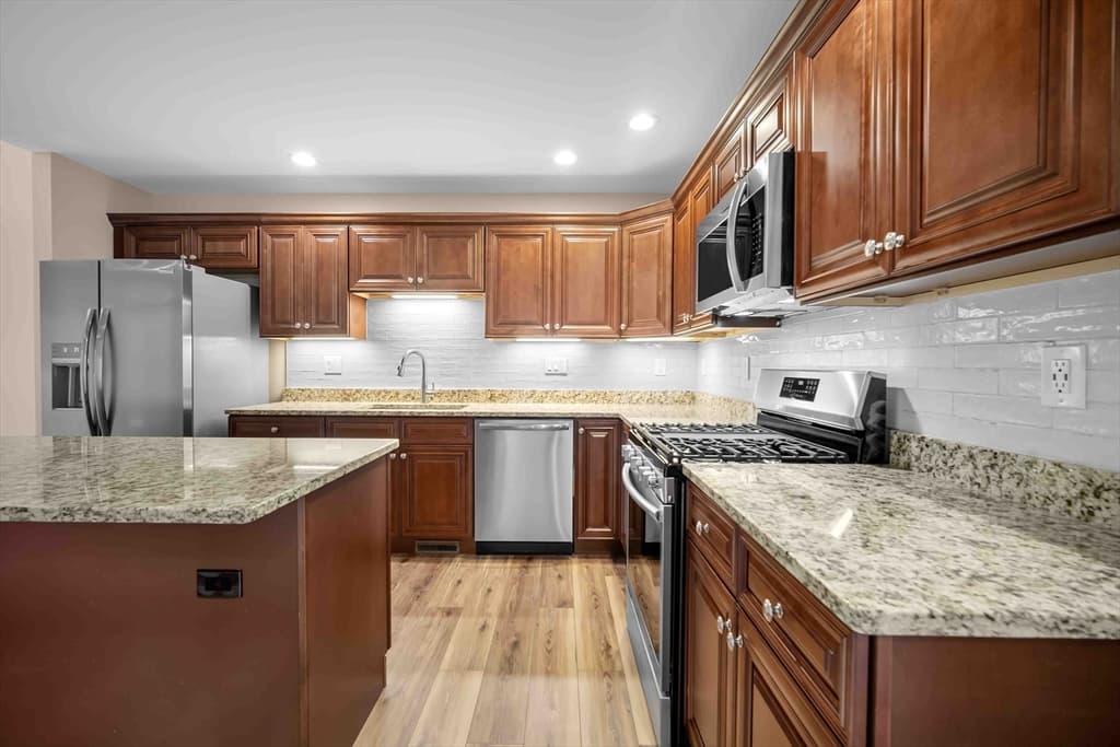4 Sabrina Way # F, Agawam MA 01001 photo 5