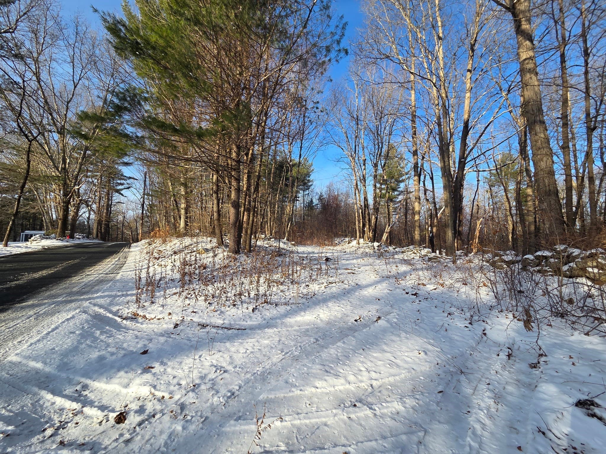 Residential at 0 E Charlton Rd, Spencer MA 01562, photo 10 of 11