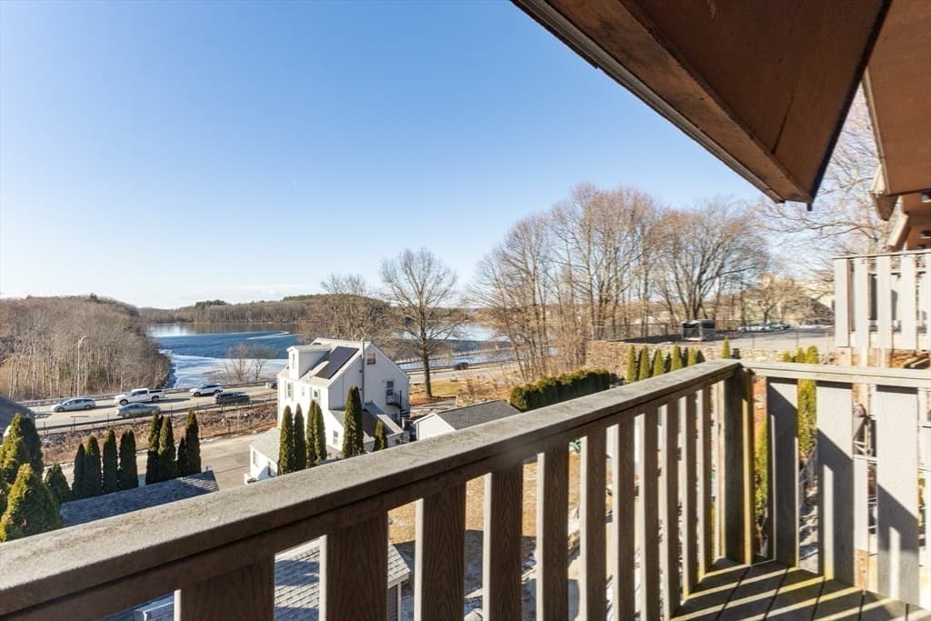 Condominium at 273 West Main St # B12, Marlborough MA 01752, Marlborough, photo 31 of 37
