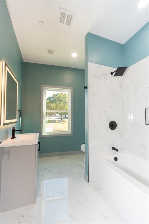 Condominium at 115-117 Mechanic # 4, Clinton MA 01510, photo 12 of 27