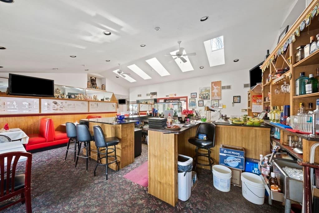 Business Opportunity at 300 Main St, Bourne MA 02532, Bourne, photo 11 of 16