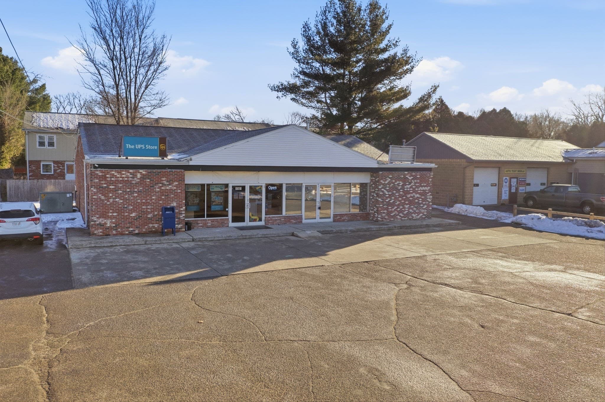 Commercial Sale at 1979-1981 Memorial Dr, Chicopee MA 01020, Chicopee, photo 3 of 27