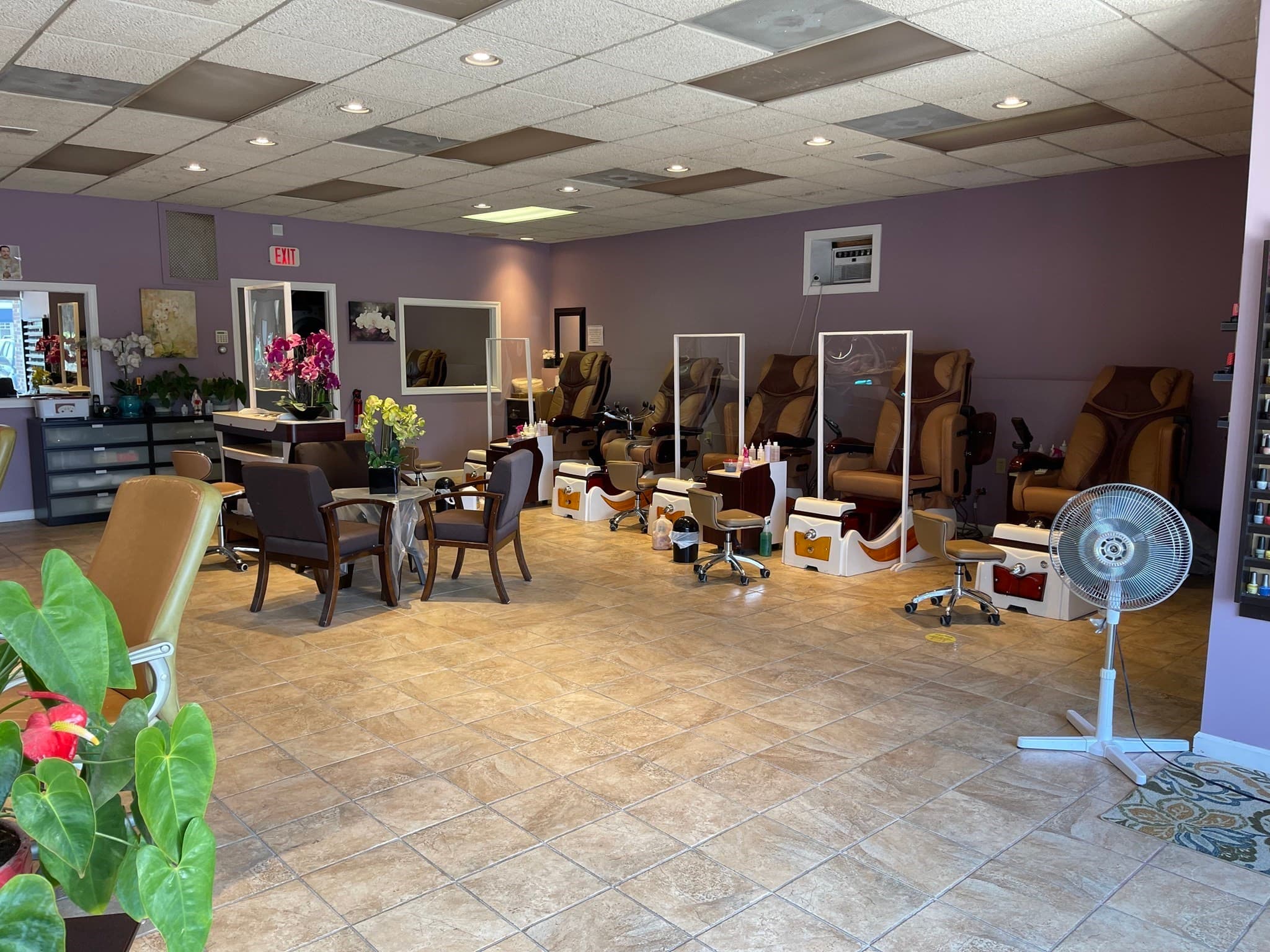 Commercial Sale at 1979-1981 Memorial Dr, Chicopee MA 01020, Chicopee, photo 9 of 27